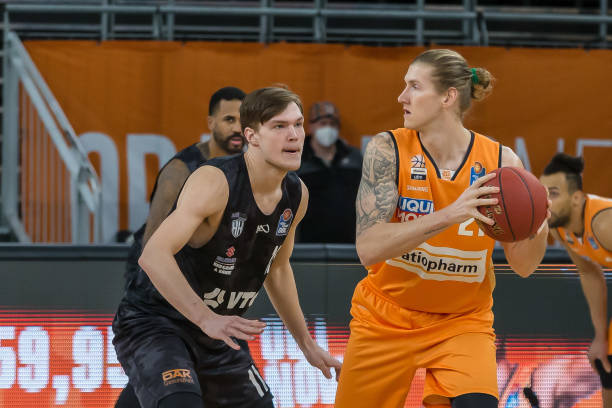 尤其是在新 尤其是在新