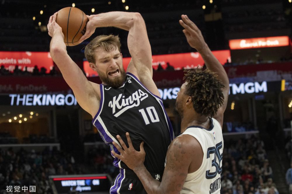 通过耐心的 通过耐心的