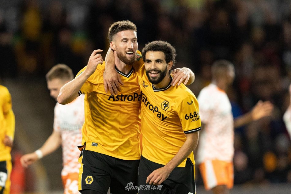 在网球世界 在网球世界