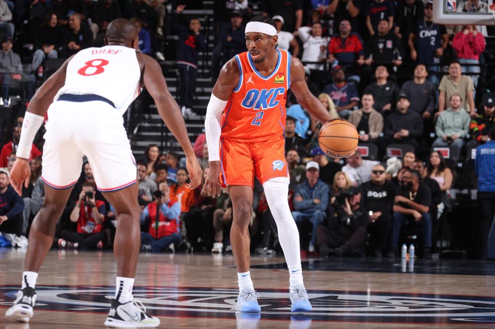 备受瞩目的 备受瞩目的