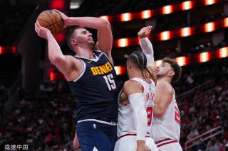 自己在赛场 自己在赛场